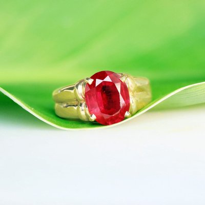 Vintage Ruby Ring In Yellow Gold