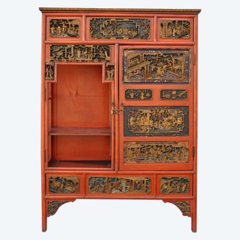 Cabinet Chinois Laqué Rouge Corail Et Sculpté Fin XIXème