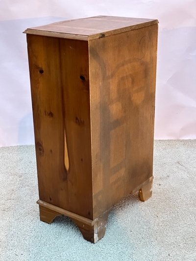 Commode anglaise