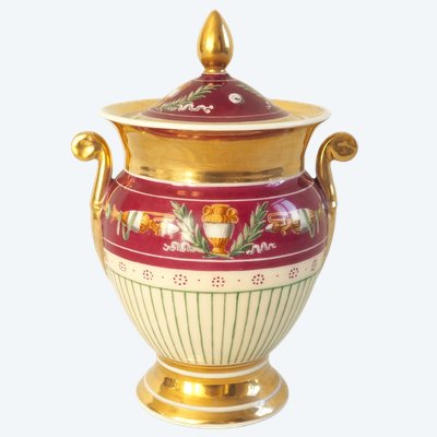 Sucrier en porcelaine d'époque Empire Restauration attribué à la Manufacture Lebon Halley