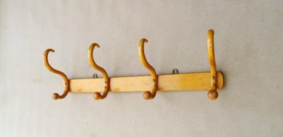 Appendiabiti a muro, in legno curvato, semplice e robusto - 1930 -