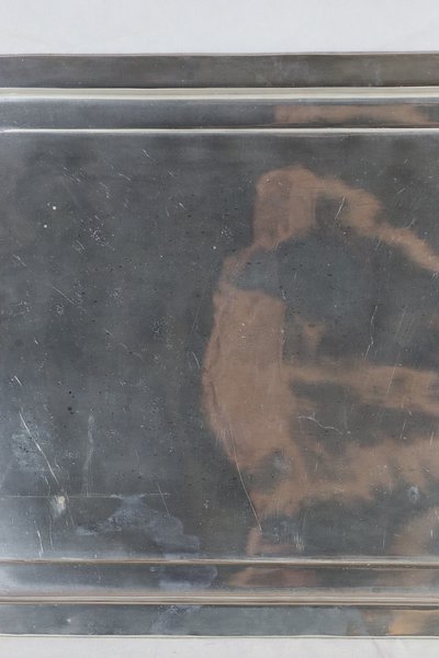 Handlungsaufforderung – Paris, Großes versilbertes Metalltablett, 20. Jahrhundert