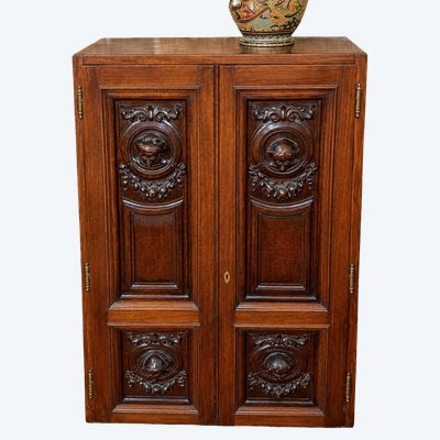 Mobiletto per pipe - pezzo da collezione in legno intagliato - stile rinascimentale - XIX secolo
