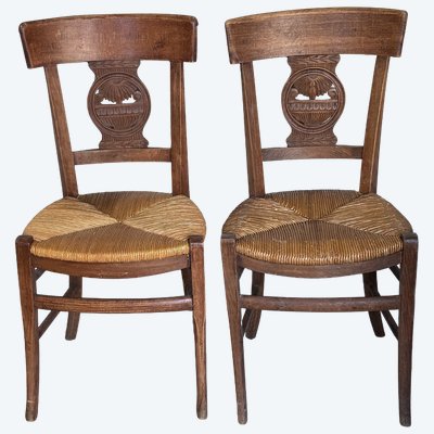Paire de chaises paillées