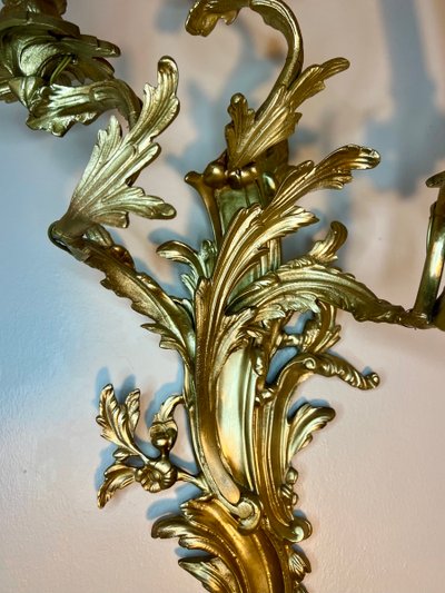 Large pair of rocaille style Louis XV wall sconces, 3 lights