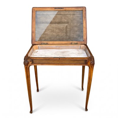 CARVED WALNUT COLLECTOR'S DISPLAY CASE / SIGNED "L. ROUSTAN 1913"