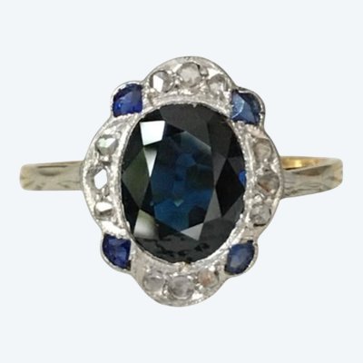 Art Deco ring in 18K yellow gold and platinum with sapphire and diamonds