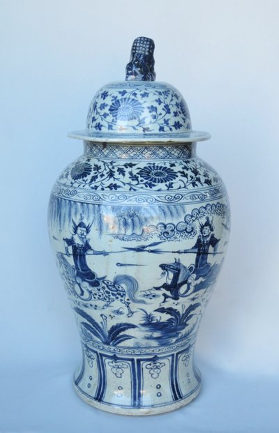 Potiche en porcelaine de chine, XIXe siècle.