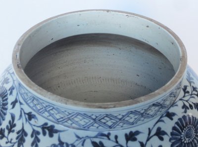 Potiche en porcelaine de chine, XIXe siècle.