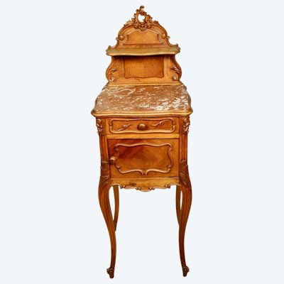 Chevet en noyer à tablette ajourée style Louis XV