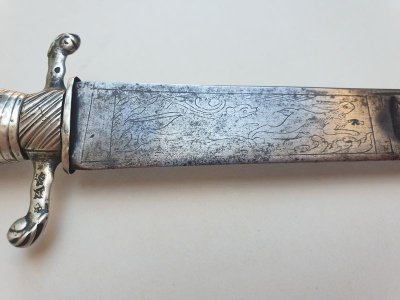 18th Century Hunting Dagger - Silver from the Farmers General - Blade engraved with hunting scenes