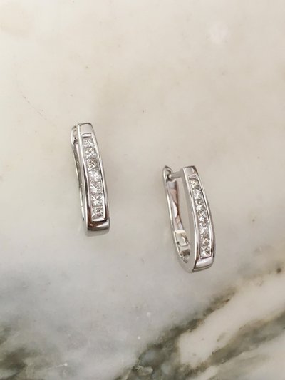 18K white gold and diamond earrings