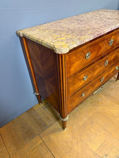 Commode Louis XVI en Bois de rose et palissandre