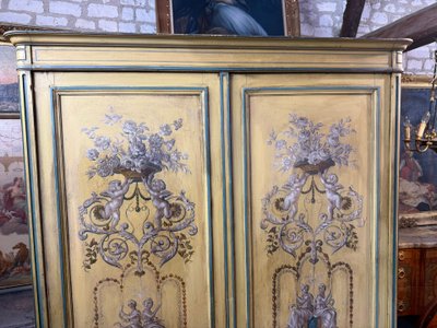 GUARDAROBA IN STILE LUIGI XVI – NEOCLASSICO