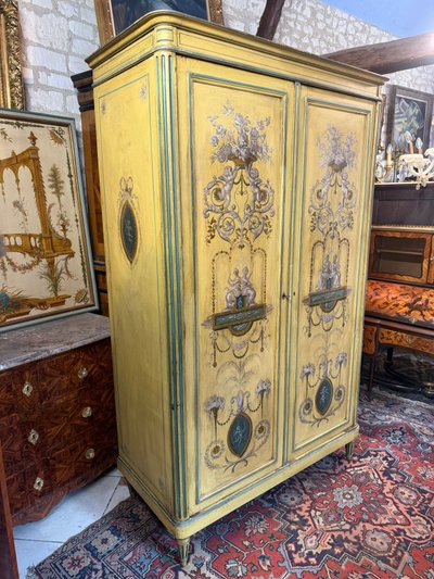 GUARDAROBA IN STILE LUIGI XVI – NEOCLASSICO