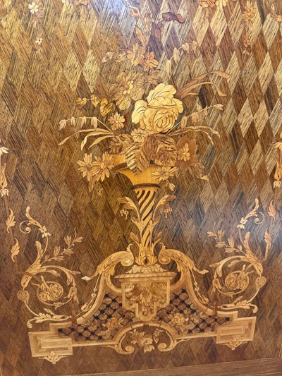 MARQUETTE-SEITENSCHRANK IM STIL LOUIS XVI - NAPOLEON III