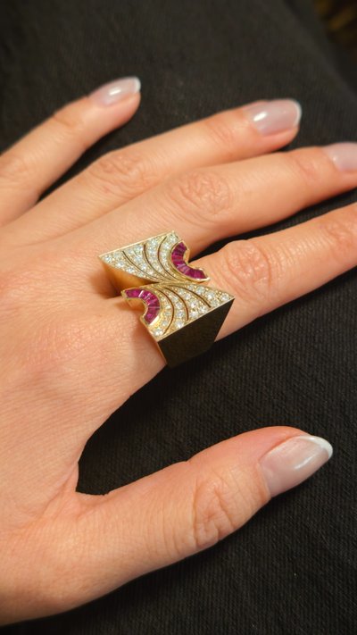 18k Yellow Gold, Diamond, and Ruby Tank Ring, 1980s–1990s