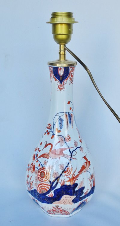 Lampe en faïence, XIXe siècle, Décor Imari. 