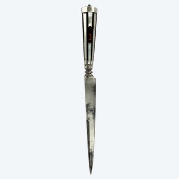 Stiletto corso, impugnatura robusta con finiture in argento. Francia, XIX