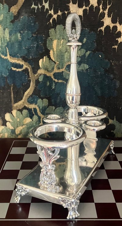 Very beautiful silver-plated metal oil and vinegar set from the Empire-Restoration period