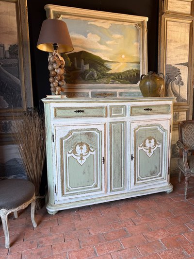 Louis XV style Liège buffet dating from the early 19th century, beautiful patina