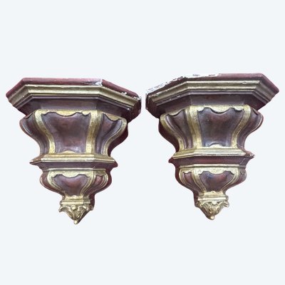Antique pair of shelves or small consoles, lacquered in gold and purple, from the 19th century, with a painted faux-finish top