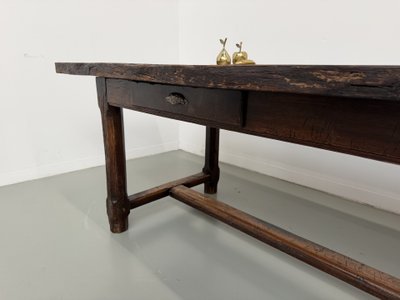 Brutalistischer Bauerntisch aus massiver Eiche, 270 cm, 1920er Jahre