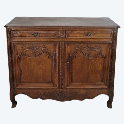 Geschnitztes Sideboard aus massiver Eiche
