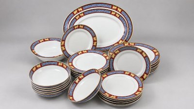 Raynaud Limoges "Pégase" Dinner Set for 6