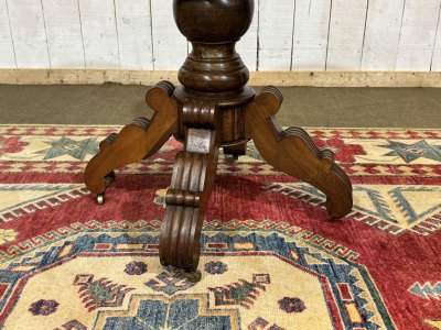 Louis Philippe-style side table in walnut, late 19th century