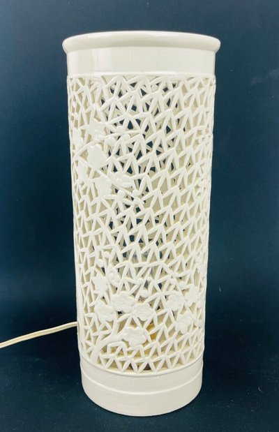 Blanc de Chine Porcelain Lamp