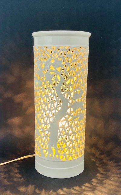 Blanc de Chine Porcelain Lamp