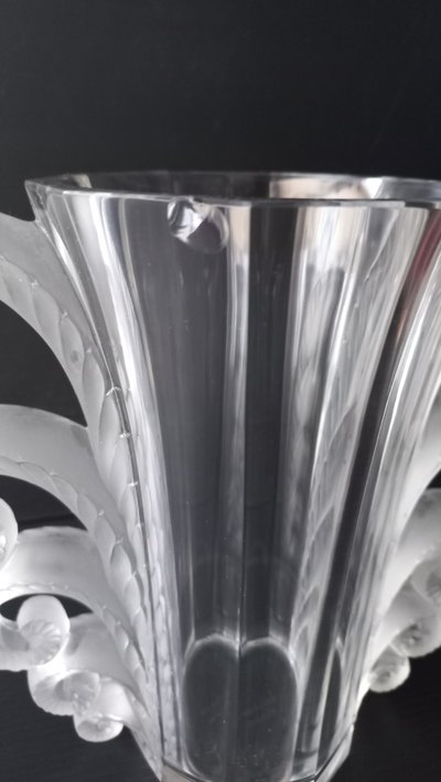 Lalique-Vase, Frankreich, Beauvais, 1 Sprung 
