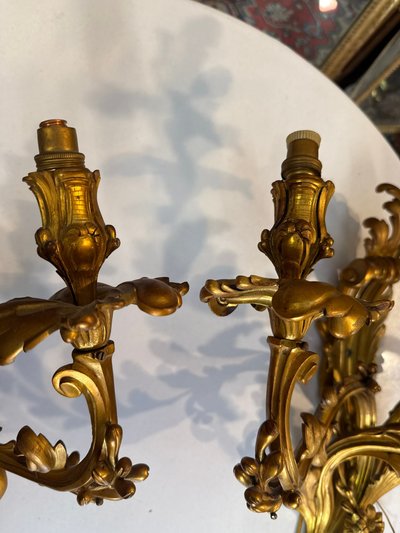 PAIR OF LOUIS XV-STYLE WALL SCONCES
