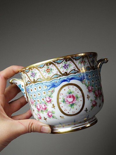 Vaso da fiori d'epoca in porcellana di Limoges dipinto a mano, M. Carpezat, 1900-1930