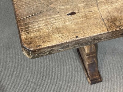Klostertisch aus roher Eiche, 19. Jahrhundert
