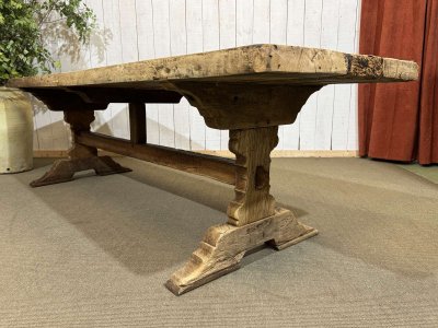 Klostertisch aus roher Eiche, 19. Jahrhundert