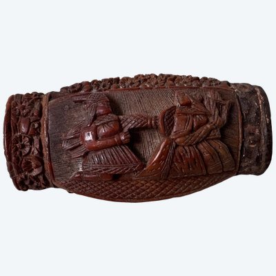 19th-century corozo snuffbox depicting a couple; the work of a convict