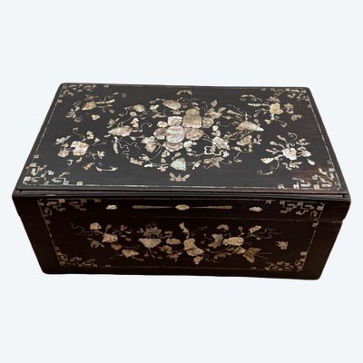 Coffret incrusté de nacre Chine Vietnam fin XIXe