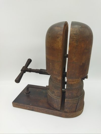 HAT-MAKING TOOLS Professional Antique  Design & Craftsmanship  HATMAKER 