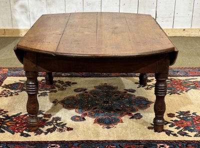 Table basse ovale en sapin début XXème