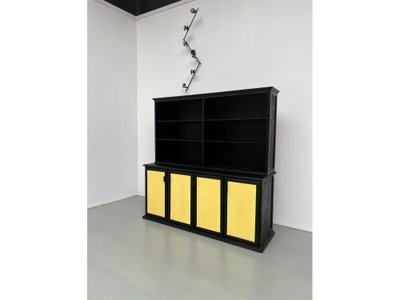 Grande credenza a due corpi, vecchio mobile scolastico, anni '50