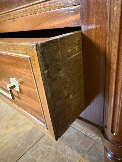 Commode Louis XVI XIXème en Noyer