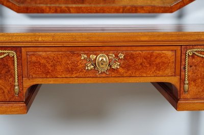 Louis XVI-style dressing table in mahogany, Amboina burl, and gilded bronze, circa 1900