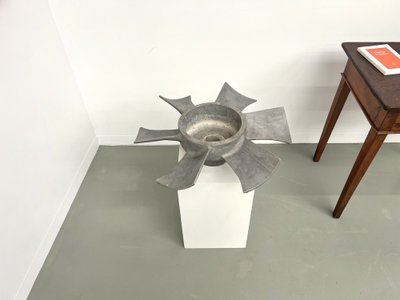 Vase hélicoïdal des années 50 en fonte d'alu