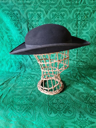 Cappello da parroco d'epoca, risalente al 1900 circa