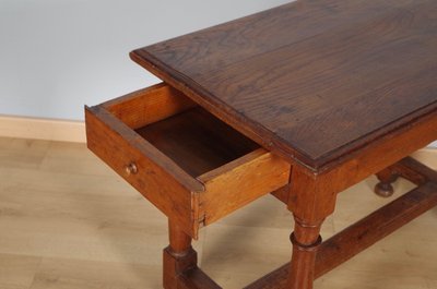 Louis XIII Writing Desk in Solid Oak, 17th Century