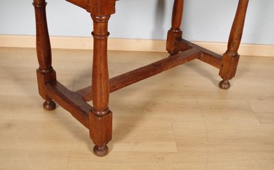 Louis XIII Writing Desk in Solid Oak, 17th Century