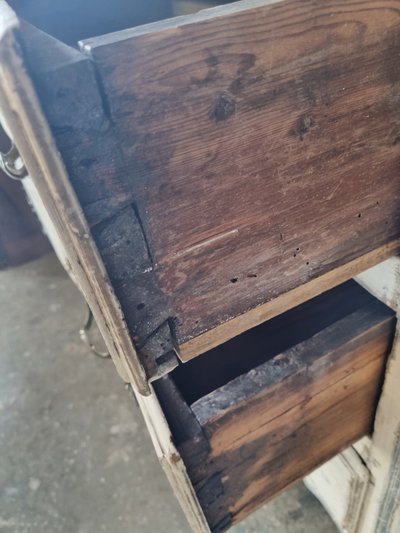 Commode style louis 15