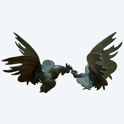 Pair of metal roosters
